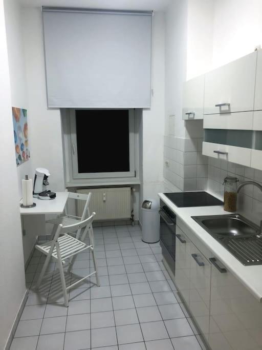 750 Sft Lovely In Mitte Apartamento Berlim